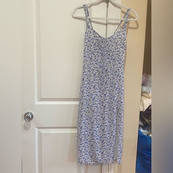 Abercrombie Blue Floral midi dress - Picture 1 of 8